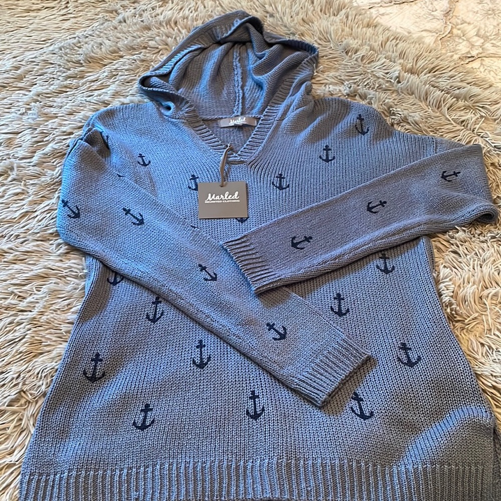Anchor pattern blue sweater